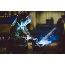 Valmont Industries logo