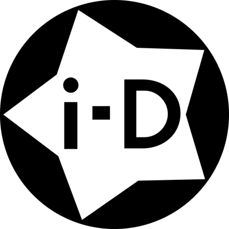 I D