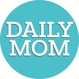 Daily Mom magazine logo