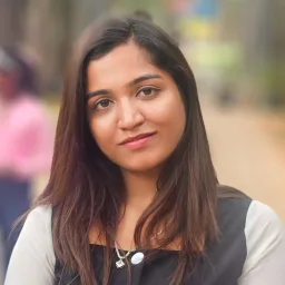 Spoorthi Shetty photo